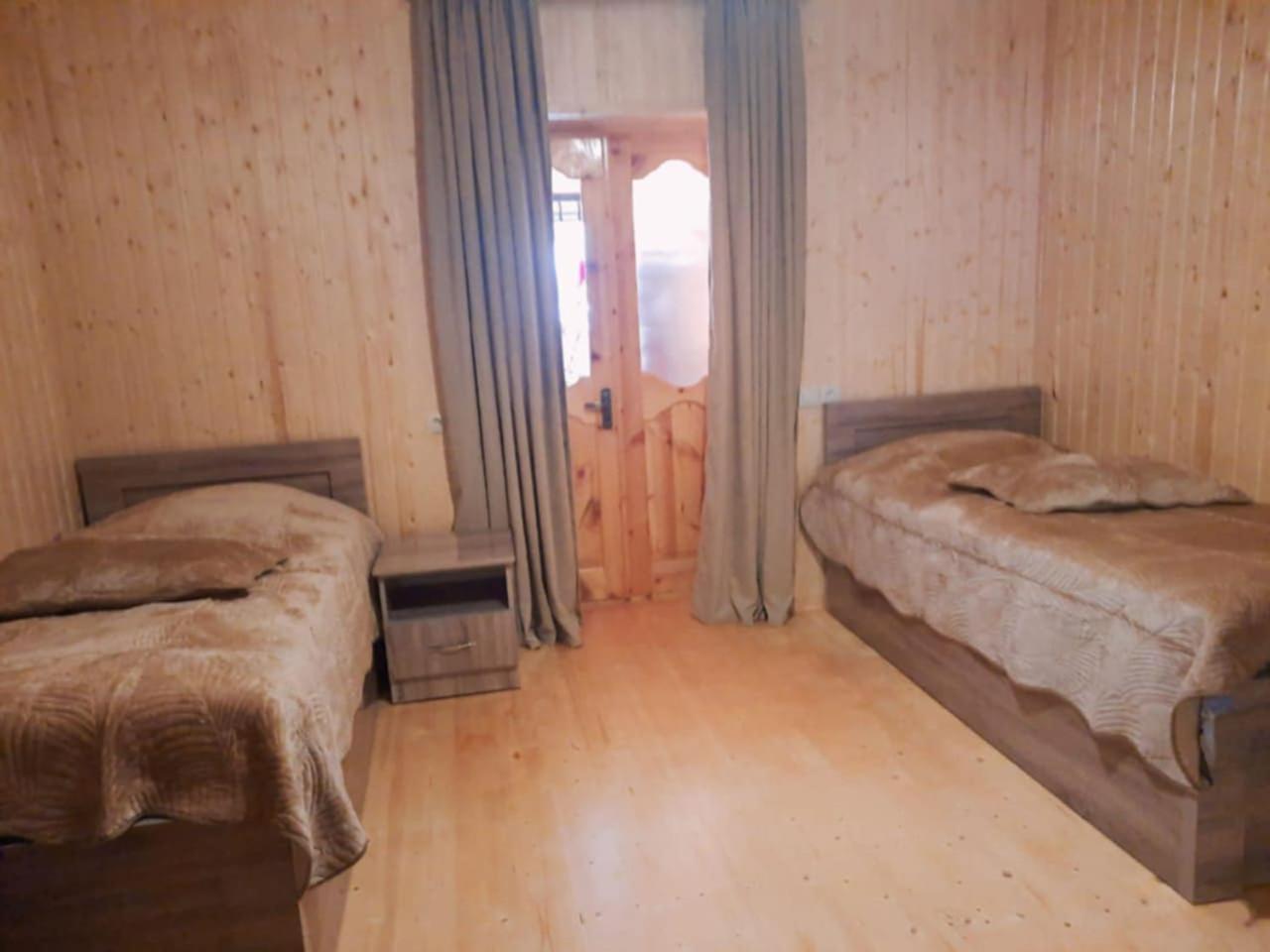 Guesthouse "Megi" Mestia Buitenkant foto